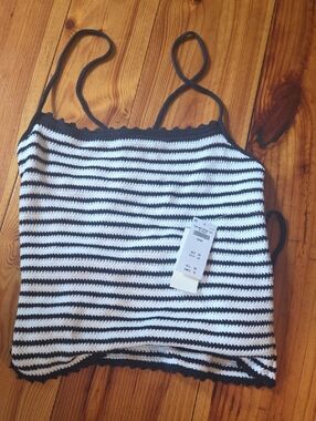 NWT Abercrombie Crotchet Top
